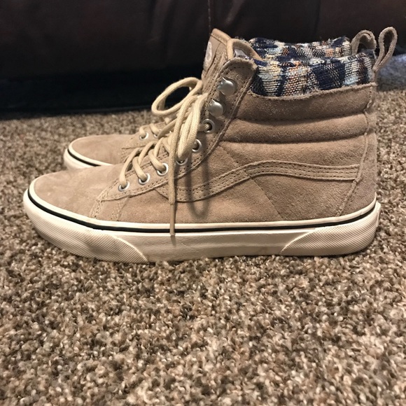 high top vans with fur inside